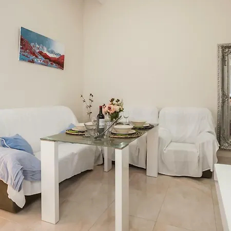 Feel The - Old Town Apartment *
